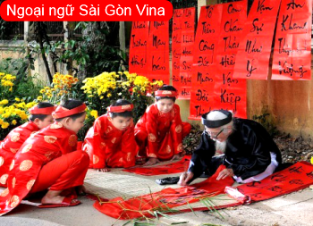 Sài Gòn Vina, Holidays in Vietnam
